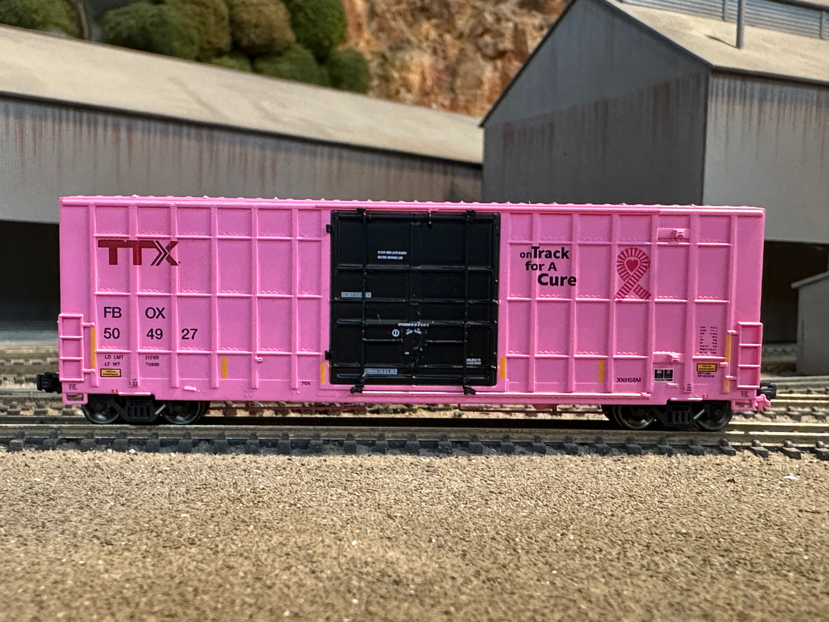 N Scale Gunderson 6276cf 50' Plate F Boxcar - TTX On Track For A Cure (FBOX 504927)