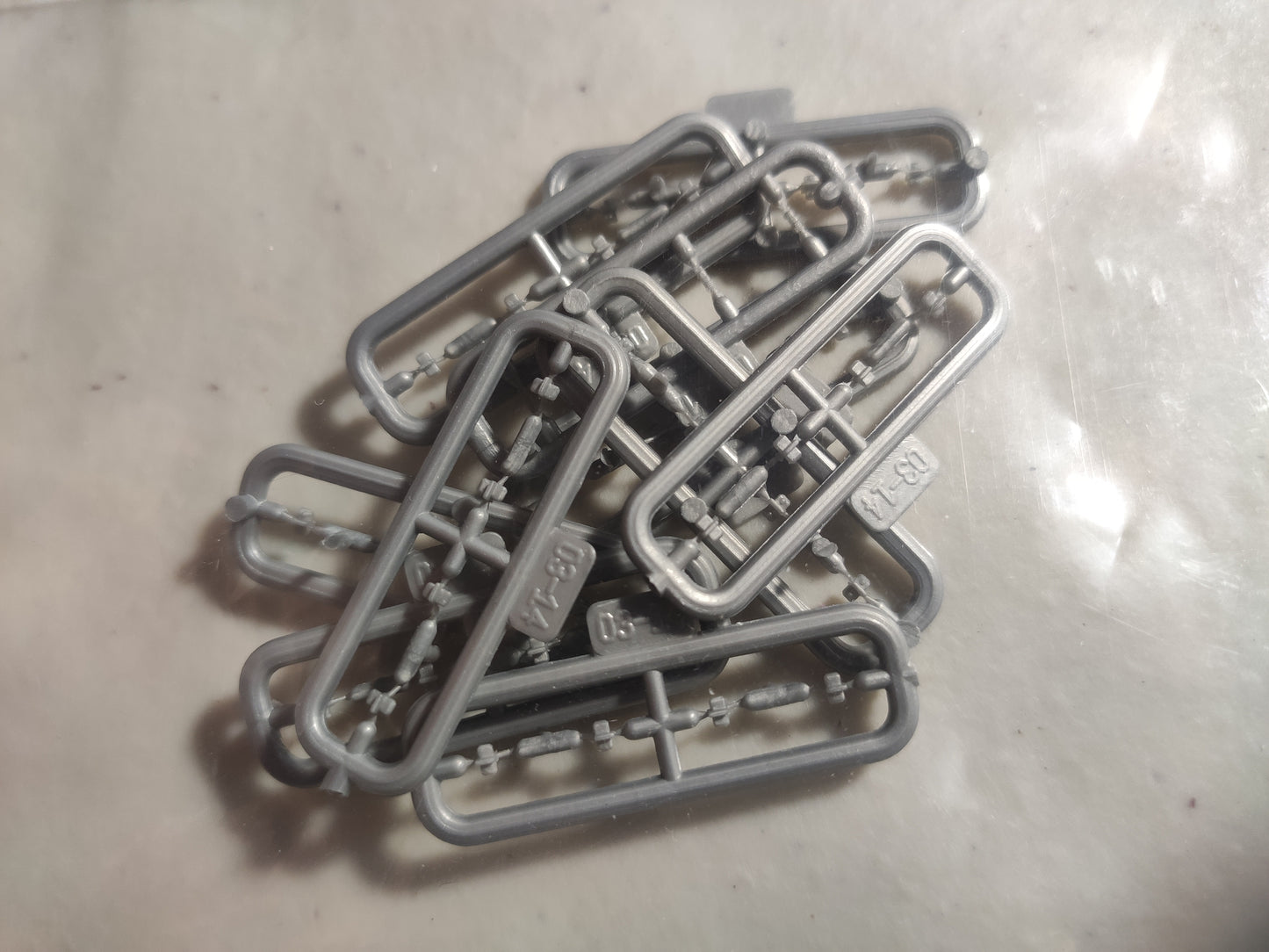 HO Scale Intermodal Container Twistlocks (Pack of 40)