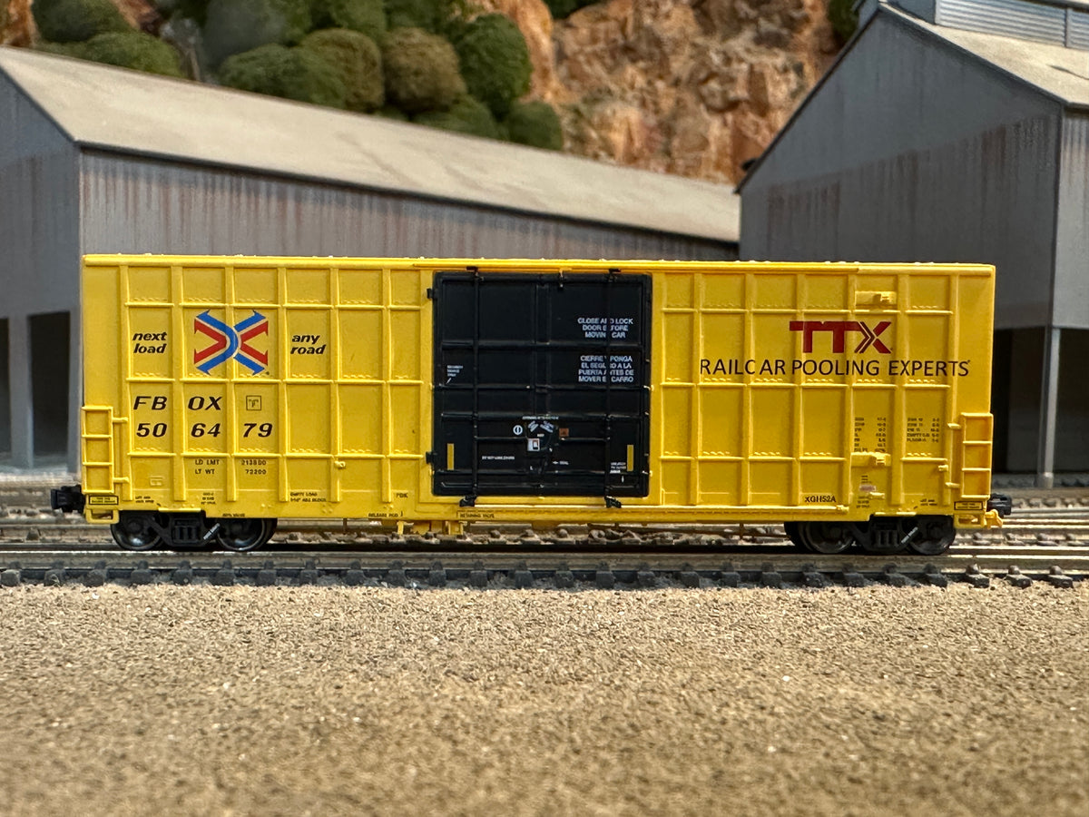 N Scale Gunderson 6276cf 50' Plate F Boxcar - TTX XGH52A Tuscan Red Logo Large Slogan (FBOX)